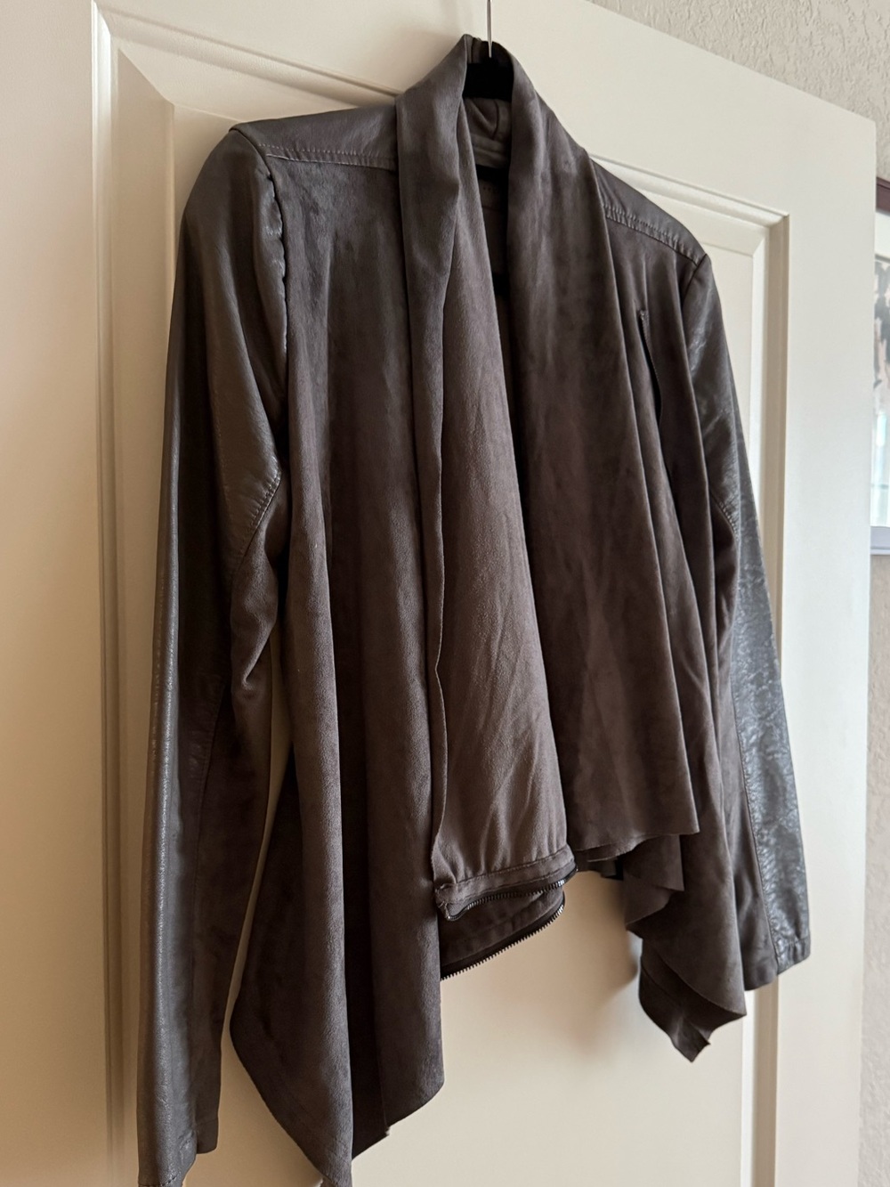 Gorgeous Blank NYC Anthropologie Faux Suede Leather Drape Moto Grey Jacket!